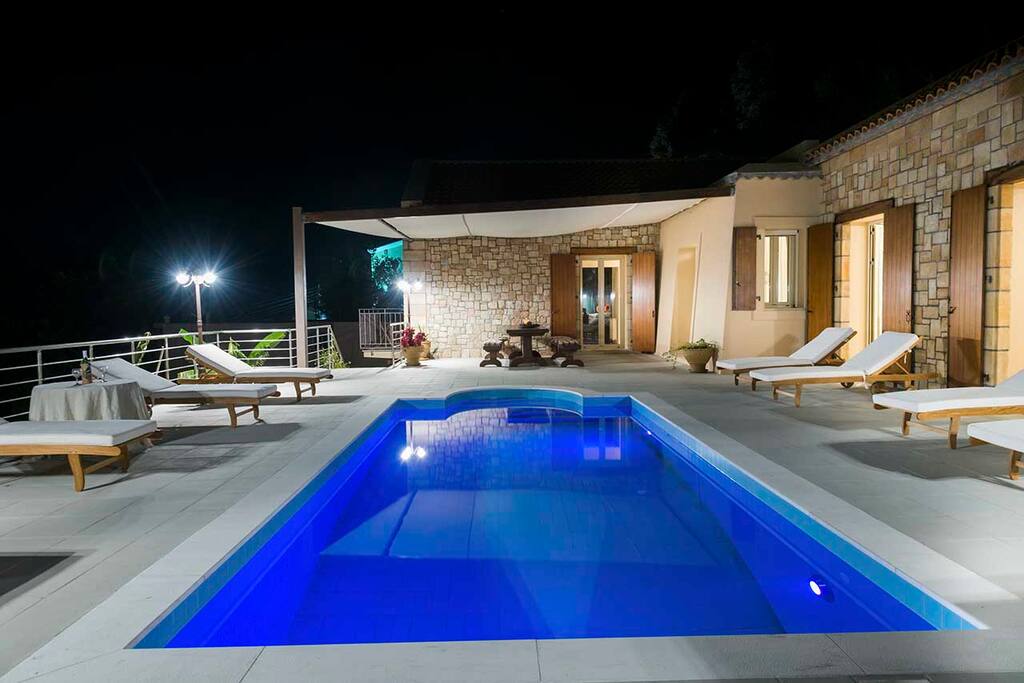 exterior of the villa & patio area
