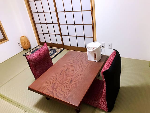 Spacious 4BR 4Bath for up to 16ppl・Near JR/Metro