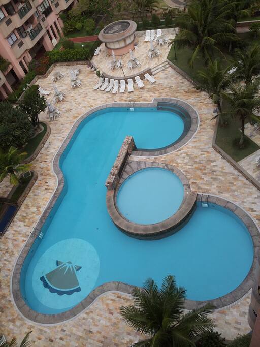 Piscinas adulto, infantil e hidro