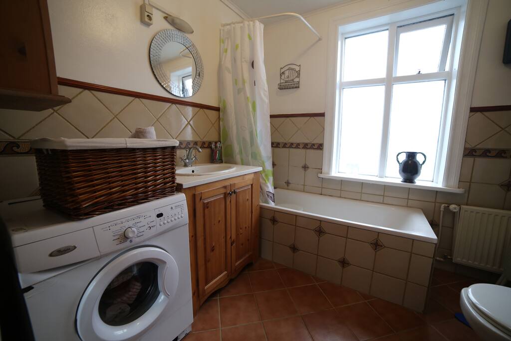 The bathroom, nice an spacious