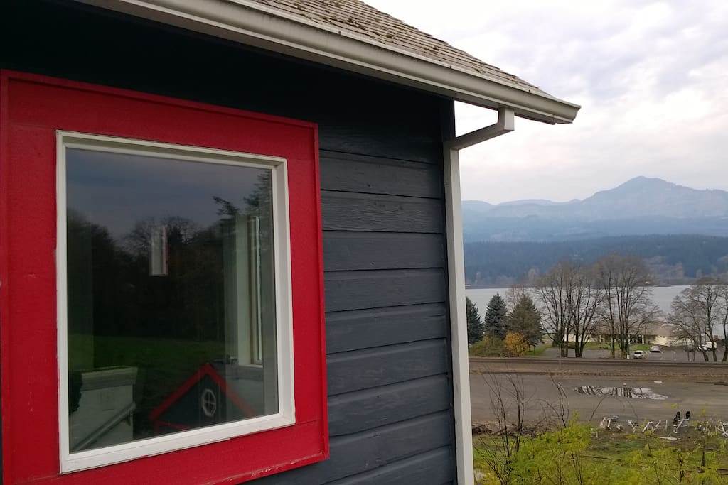 creole exterior paint colors grey and red