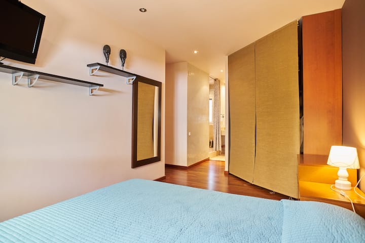 Спална соба бр. 1 