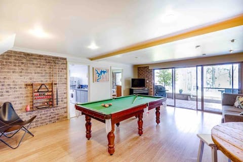 Kings Point Lake House - Lakefront Family Getaway