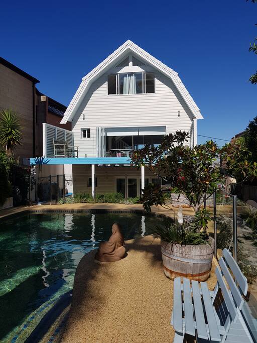 Nth facing pool