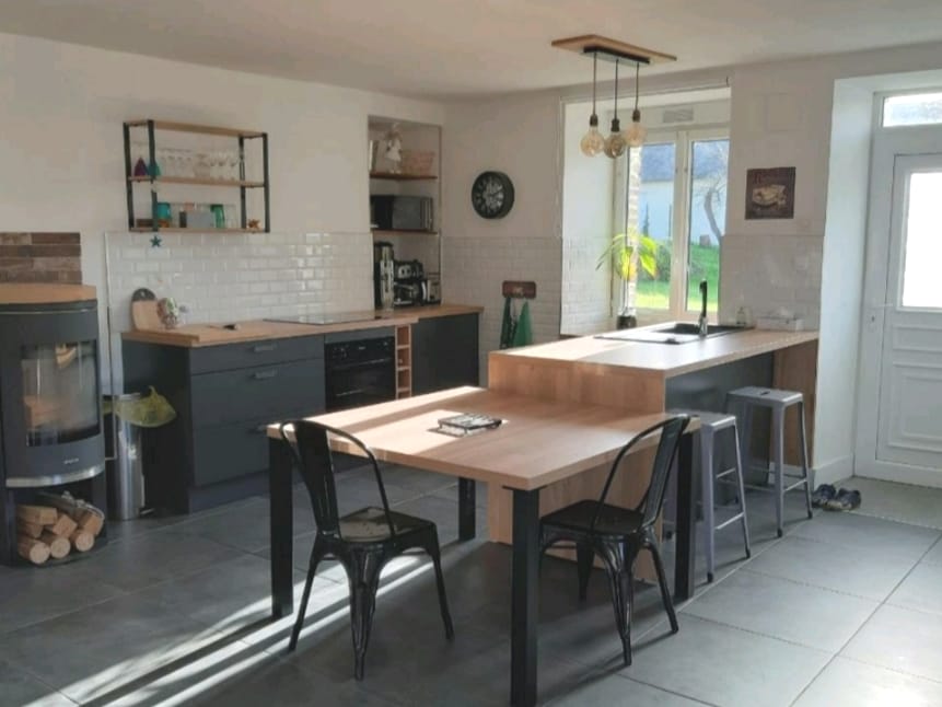 Roz-sur-Couesnon Fireplace Rentals - Brittany, France | Airbnb