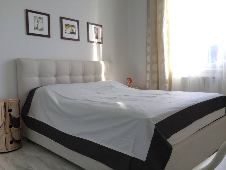 Master bedroom with 160cm wide bed. East-facing, ie. morning sun lights the room up until 1pm