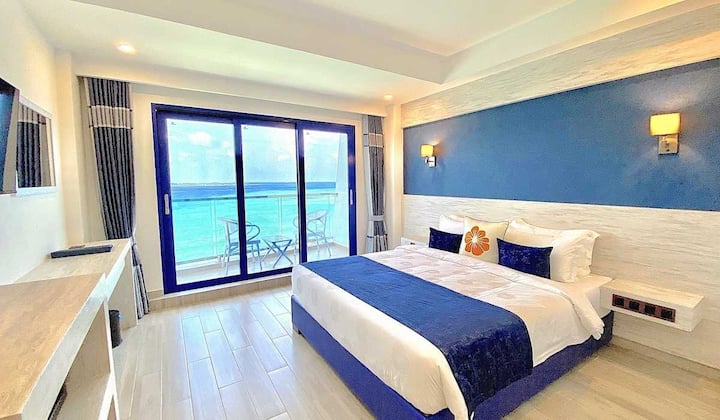 Double room with Private Seaview Balcony