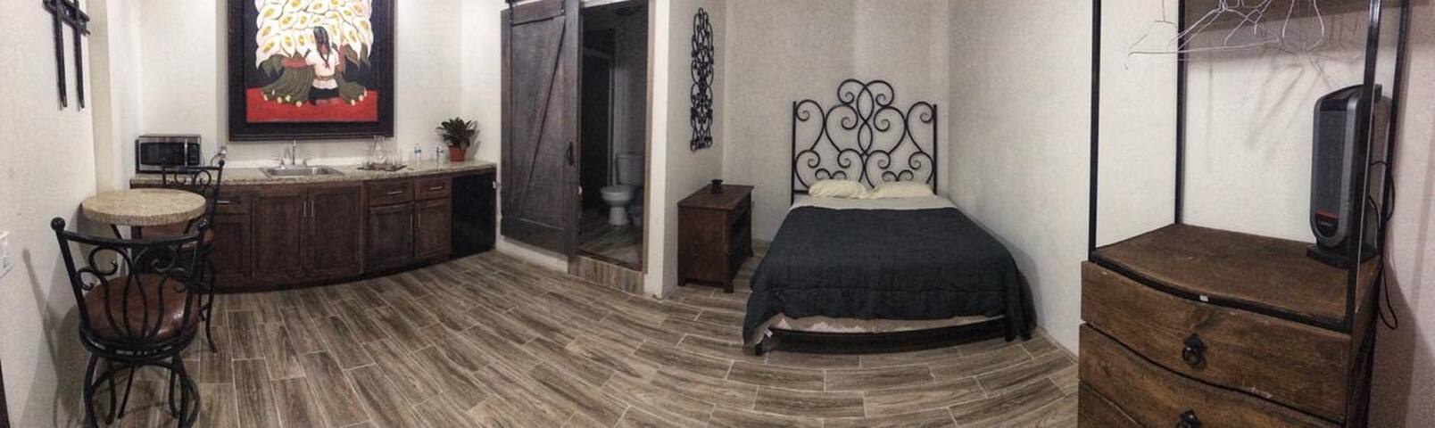 Suite in downtown Mar y Sol