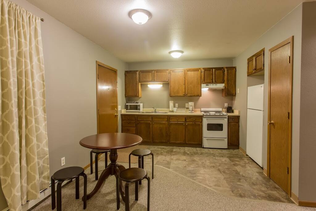 Lambton #3 - Kitchen