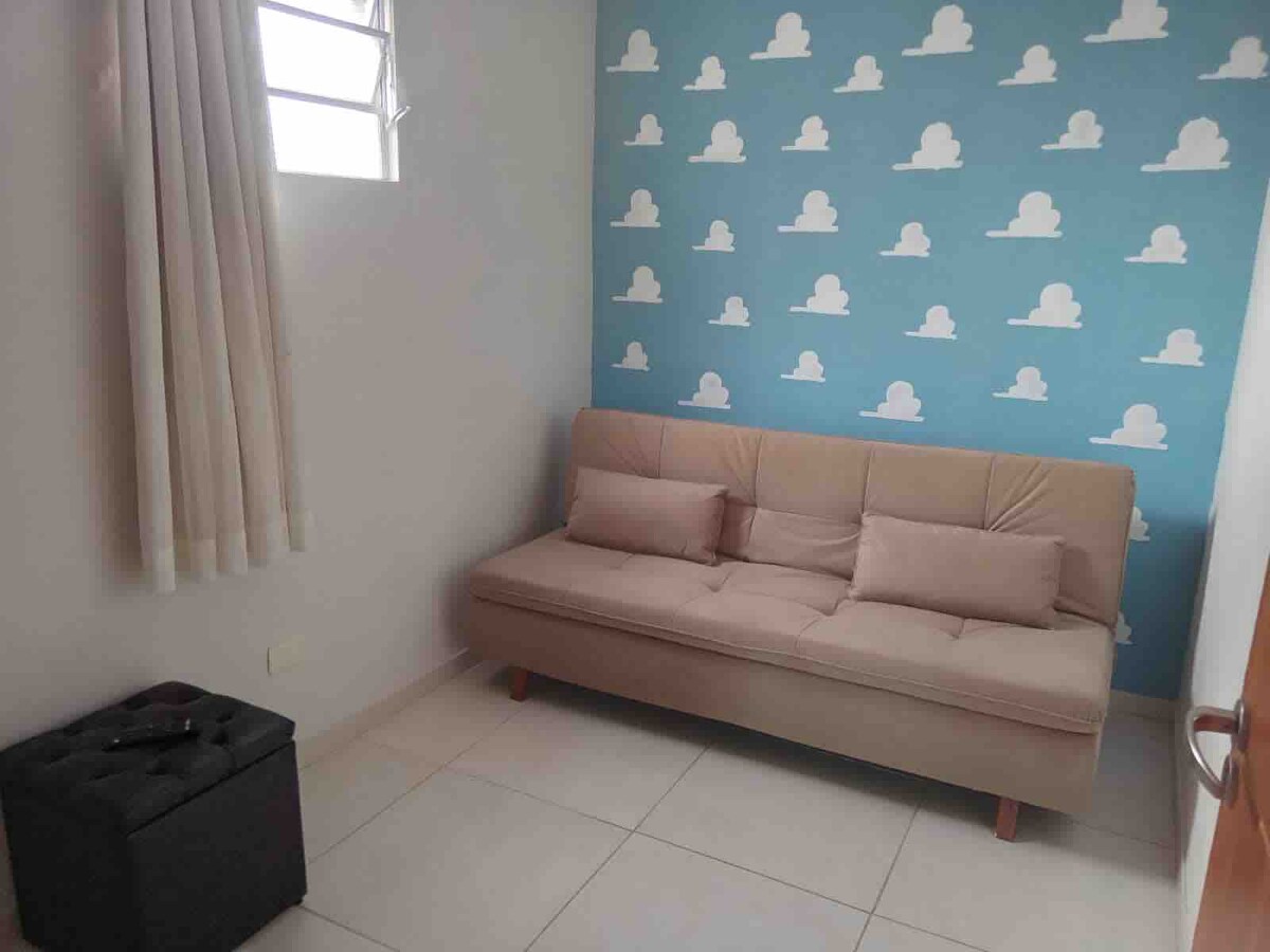 غرفة النوم 2