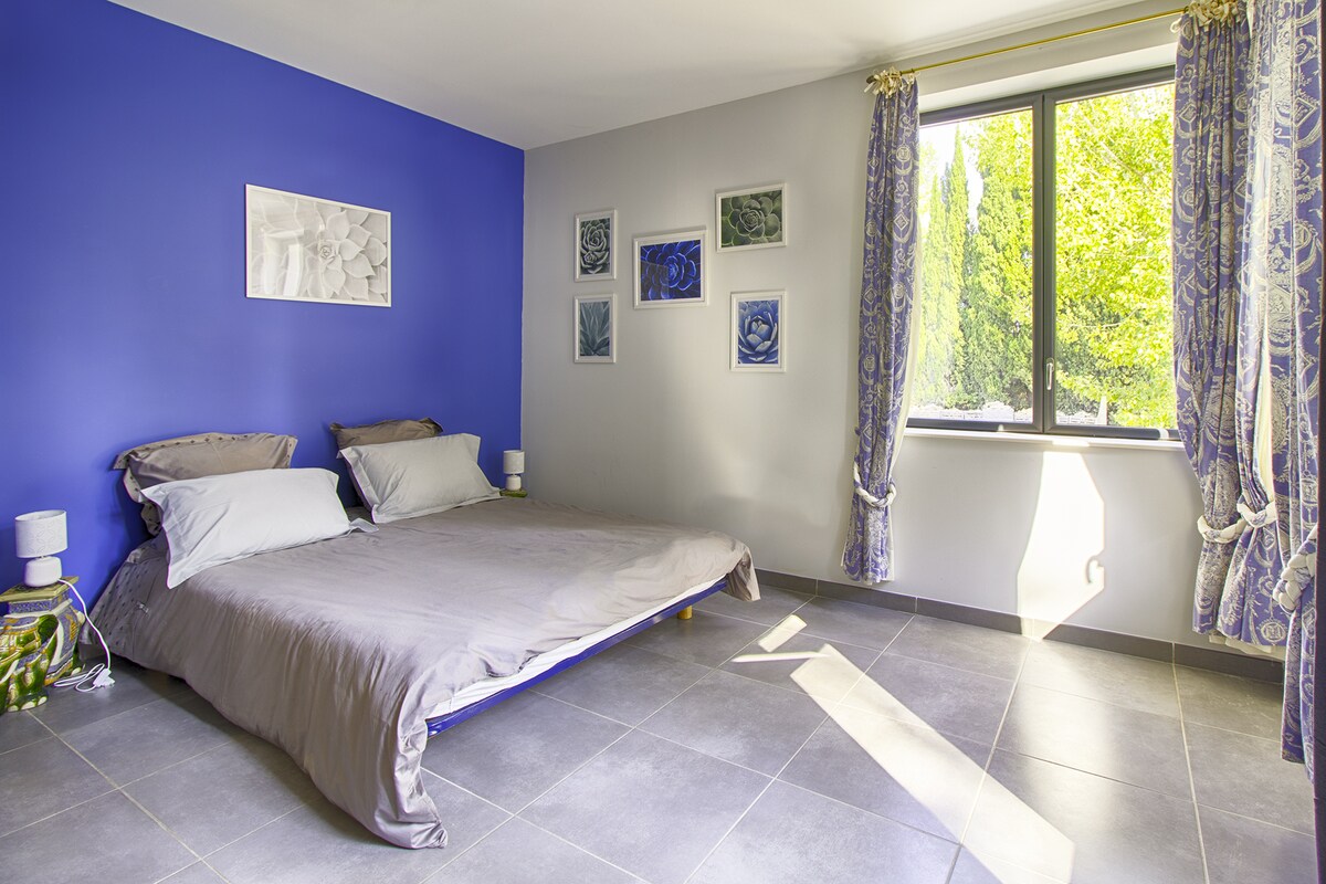 ห้องนิโคลัส