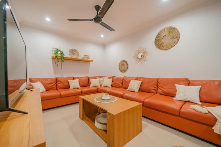 4br Villa Near Double Six Beach W/ Pool - Kuta