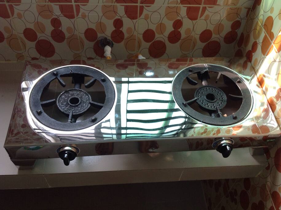 gas stove in kitchen.