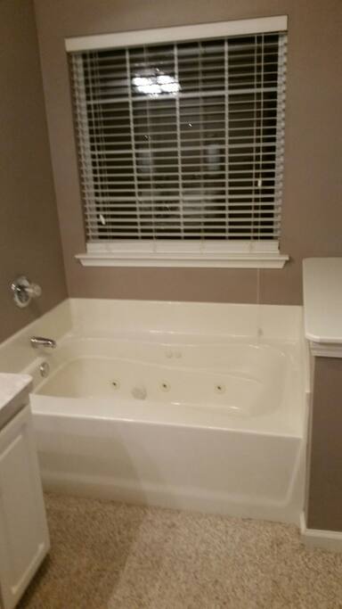 jet tub private