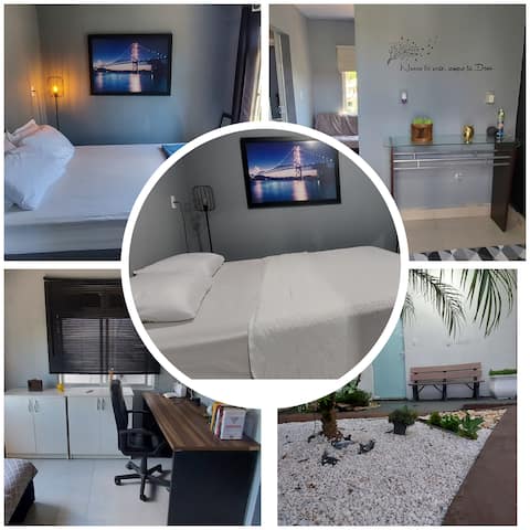 Suite private space/ garage/prox. downtown