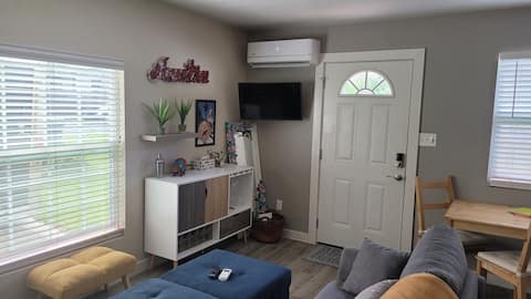 Top Airbnb: YellowHappy Home Suite Home in Cherry Creek