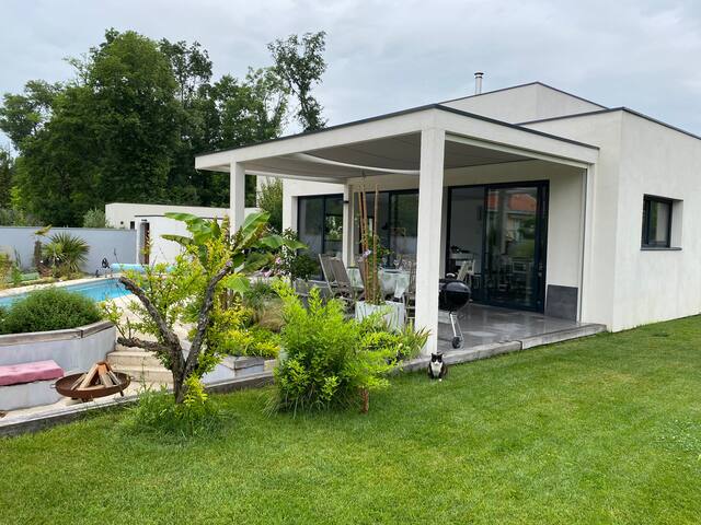 Villa climatisée, piscine chauffée