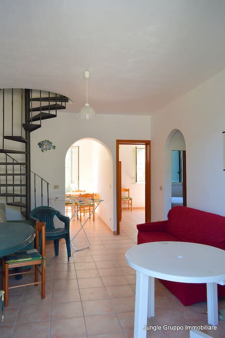 zona giorno con divano letto