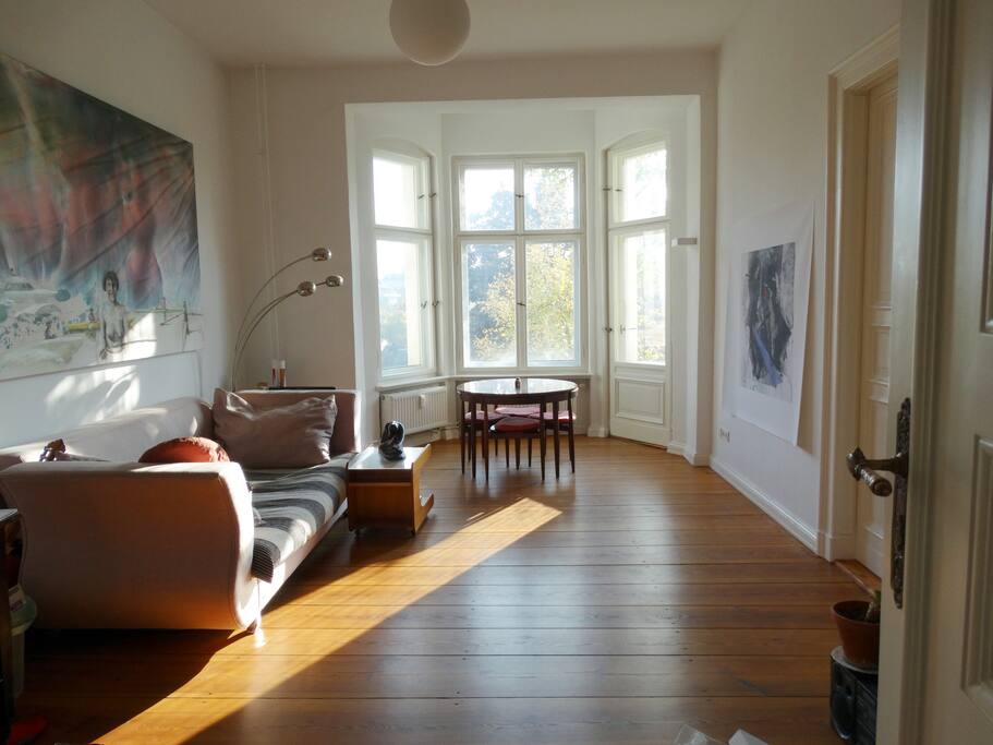 Living rom with double bed