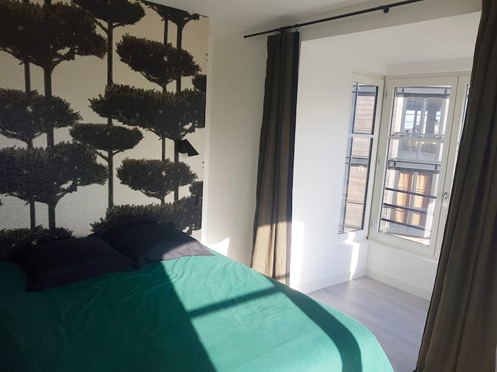 ห้องชุดพ่อแม่หน้าบ้าน