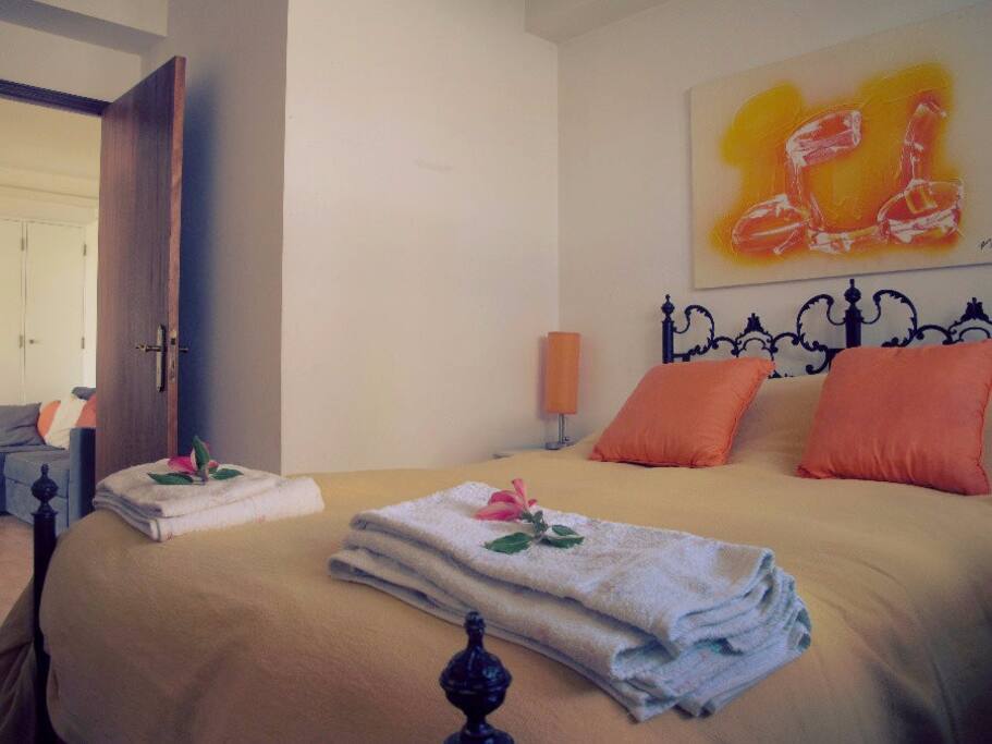 Lagoon Double Bedroom w/ roof terrace