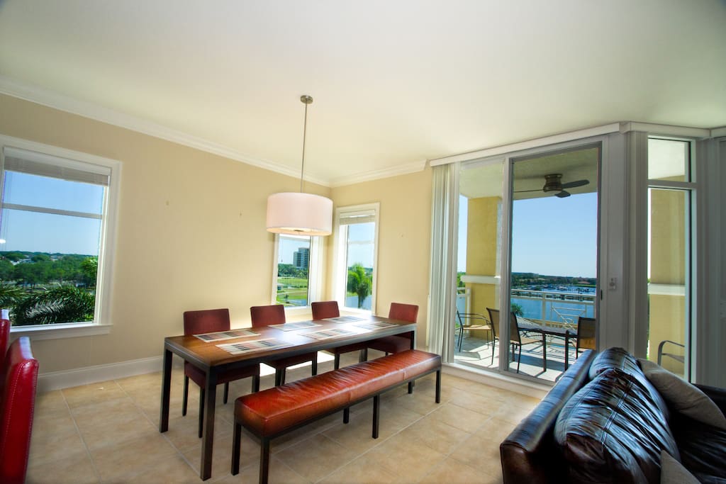 Dining area in condo