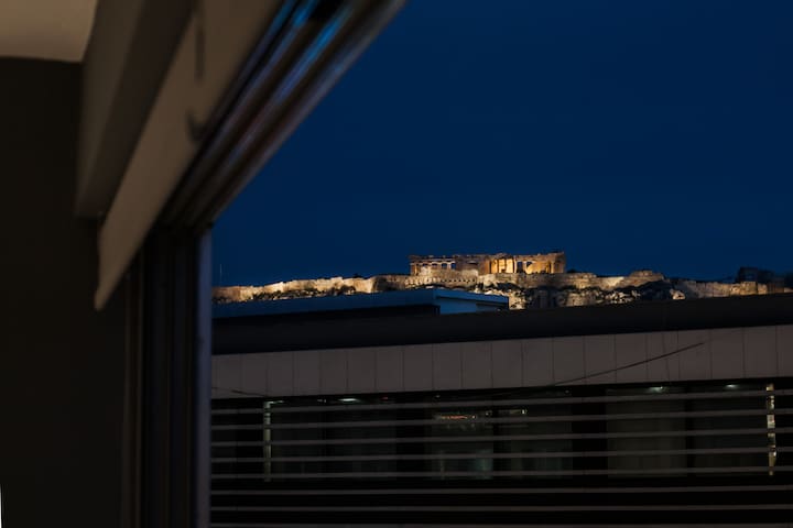 Luxurious apartment Acropolis view, Ermou street