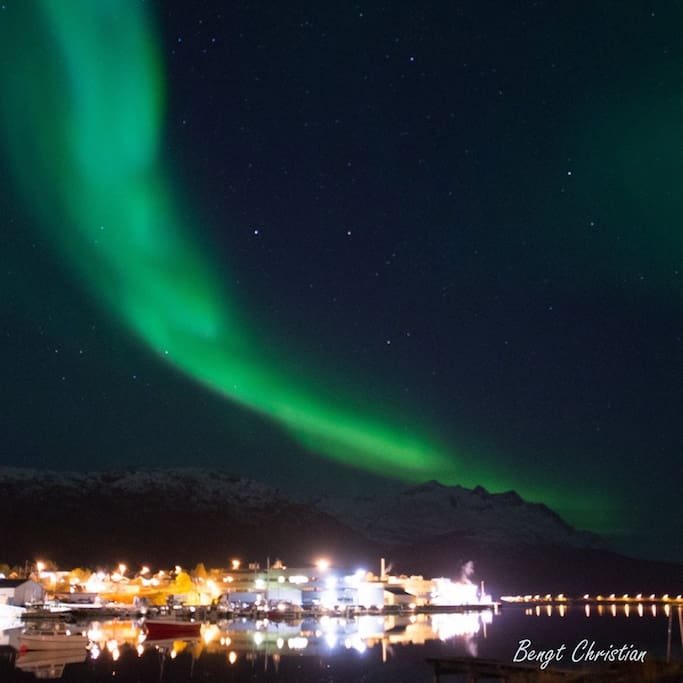 the harbour, boats and my apartment bathing in aurora