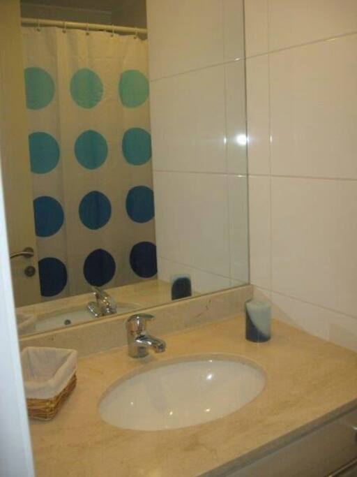 baño dormitorio 1