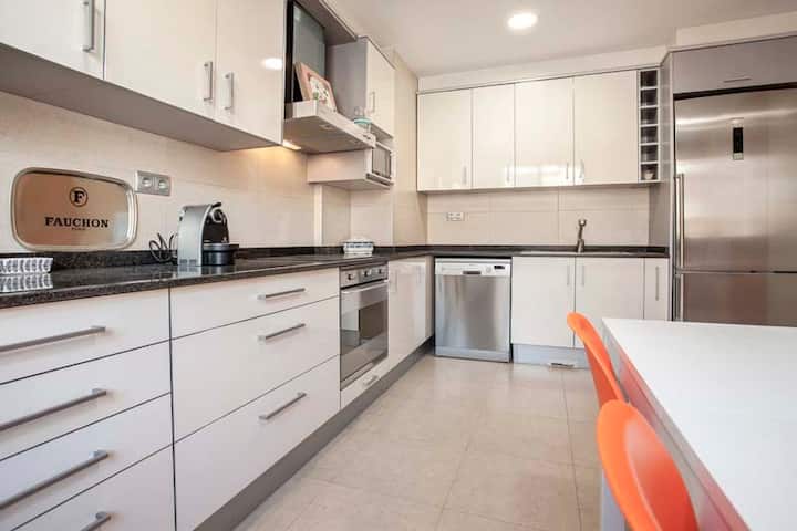 Lovely House With Private Pool Next To The Beach! - Pineda de Mar