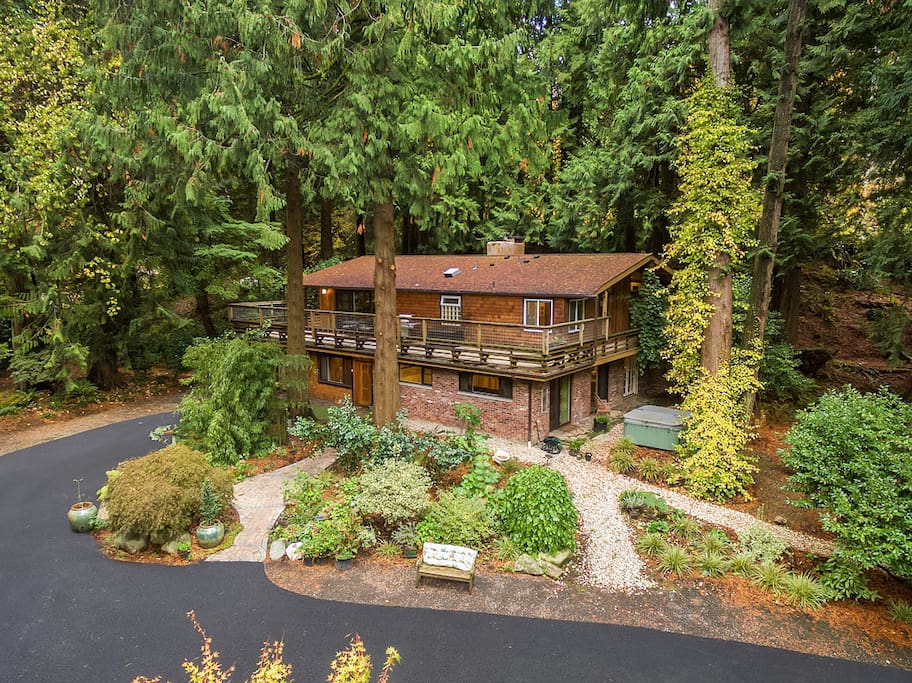Lower-level unit with secure and private entrance. No hot tub access.