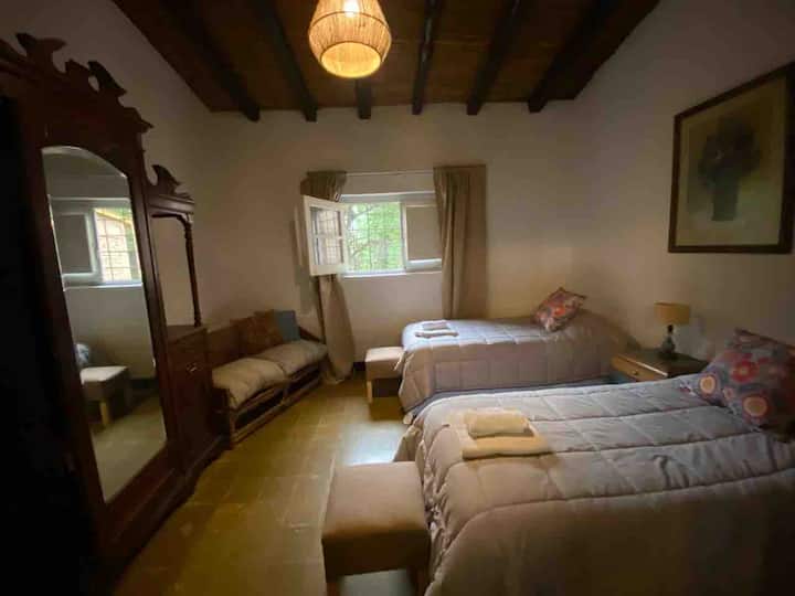 غرفة النوم 2