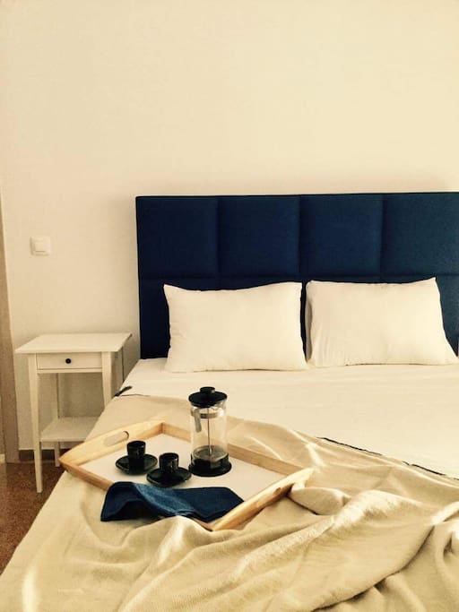 Bedroom double bed