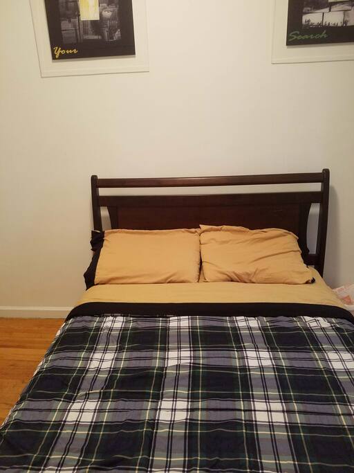 Bedroom Picture 2