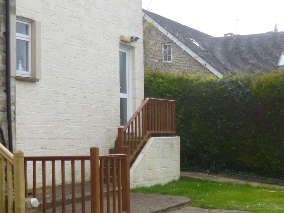Private Entrance