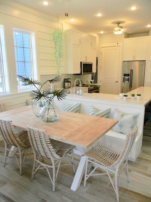 Blue Lagoon TC 10102-Dining Area