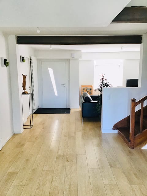 Village house 2 minutes to the beach