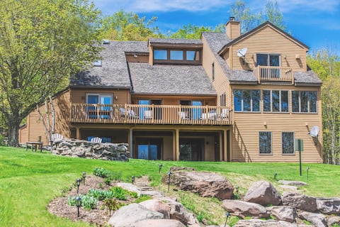 Family-Friendly Windham Estate, Swimming Pond, Spa