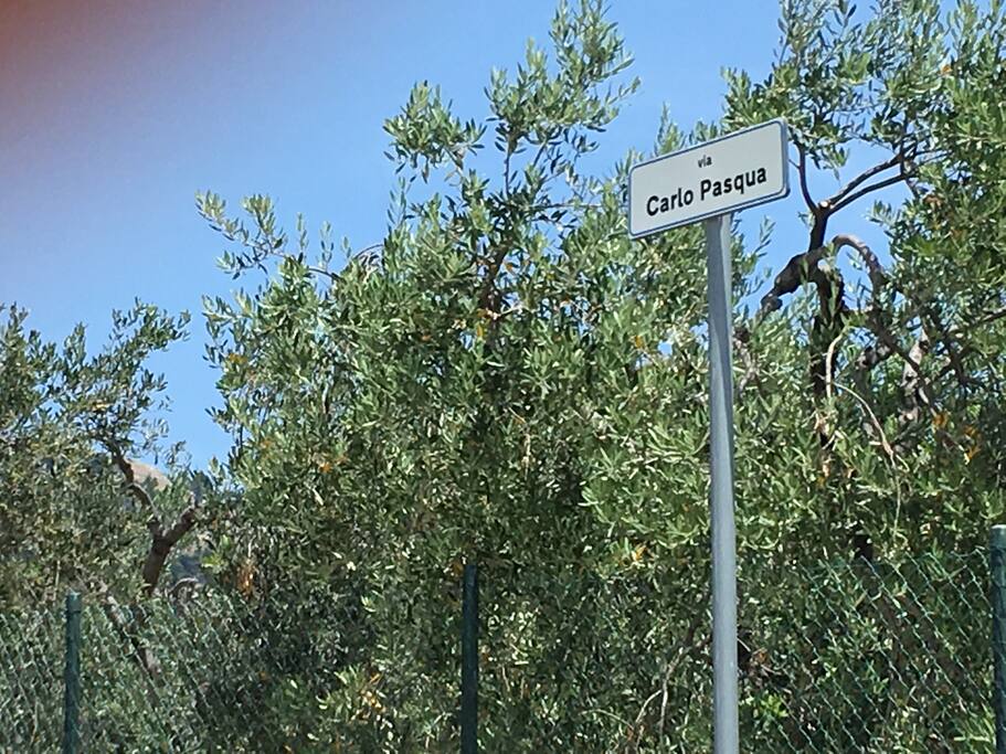 Stradina di accesso dalla SP 55