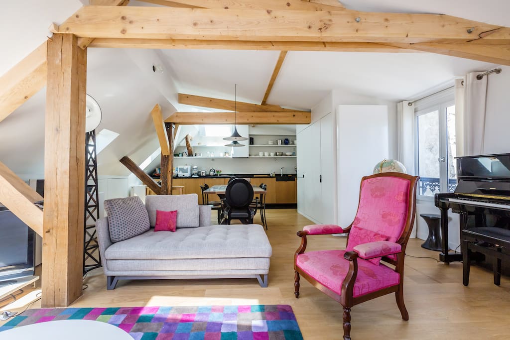 Living room & Kitchen