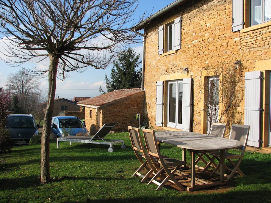 La maison avec le jardin + 2 places de parking