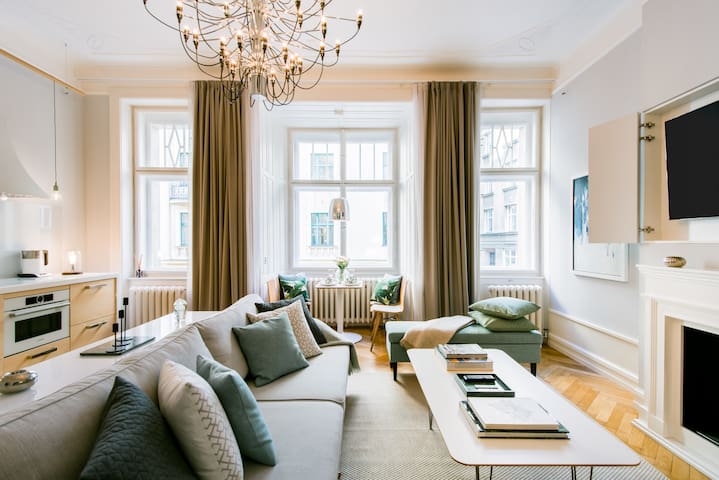 Elegant, Stylish Art Nouveau Home Besides Old Town Square