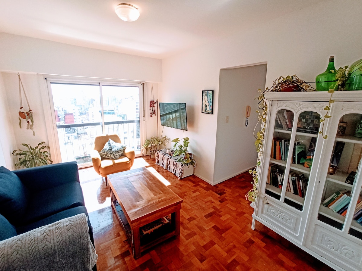 Departamento de 3 ambientes con vista panorámica en Almagro