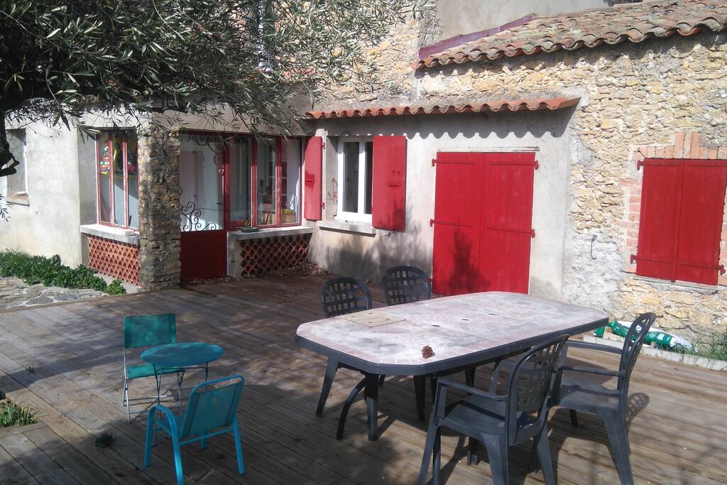 Terrasse (Salon de jardin pour les grands et les petits)