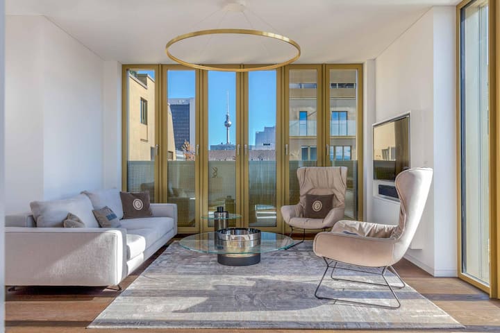 Lux(ury) Penthouse by Suite.030