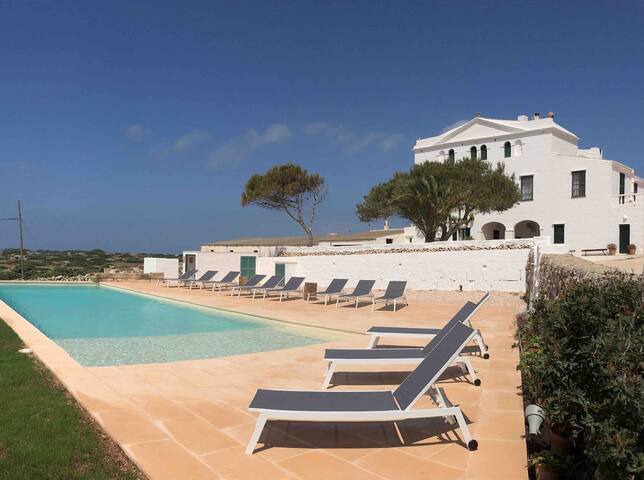 Son Bernadí. Casa rural con vistas al campo y mar