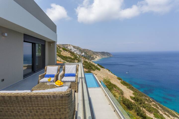 Amfitriti Luxury Villa – The Heart of Crete❤️ gallery image 2
