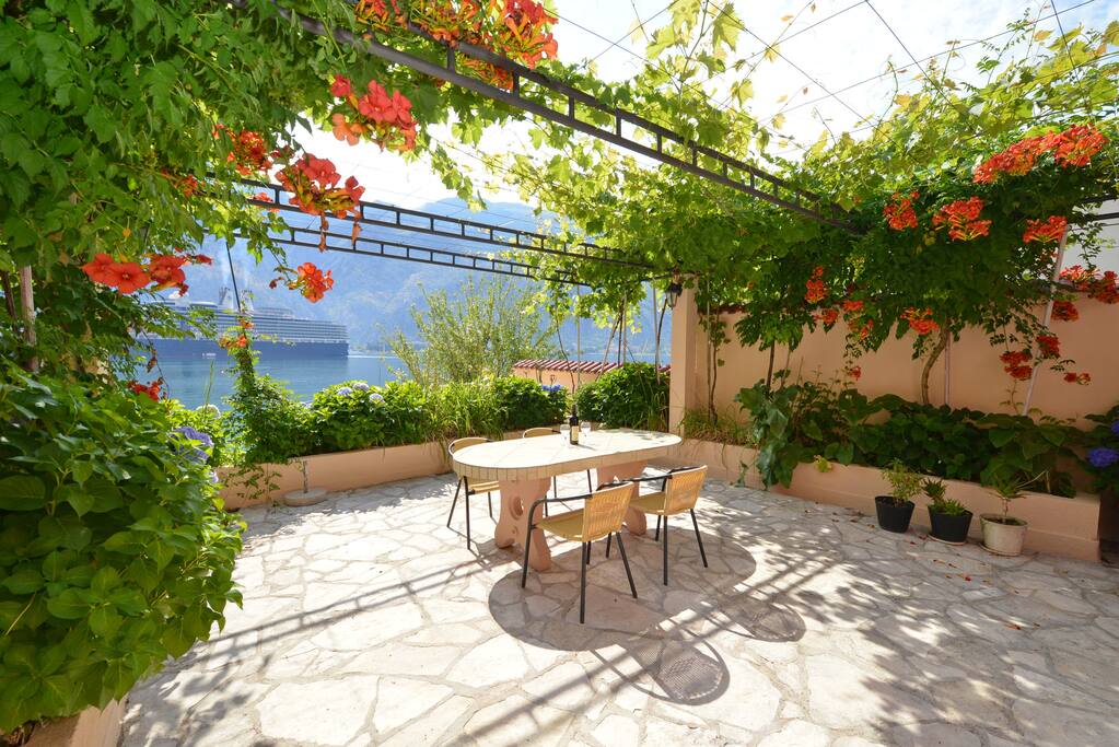 Terrace in front of the apartment