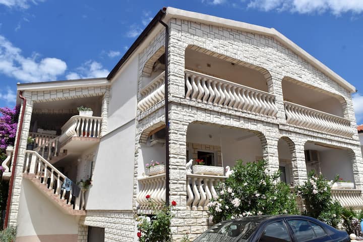 Obiteljski Apartman3 Za Savršen Godišnji Odmor - Kroatien