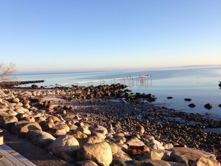 Stranden foran annekset